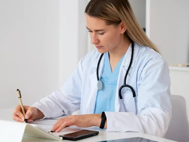 Miniatura: Koniec z obdzwanianiem przychodni. Od...