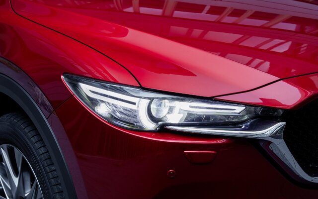 Miniatura: Mazda CX-5 (2021)