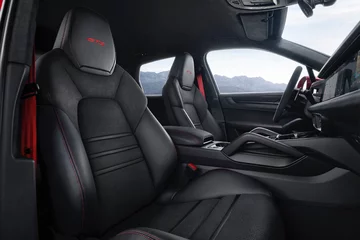 Porsche Cayenne GTS 