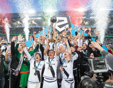 Miniatura: Epidemia koronawirusa dobija Legię....