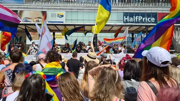 Tłumy ludzi na Paradzie Równości w Warszawie 