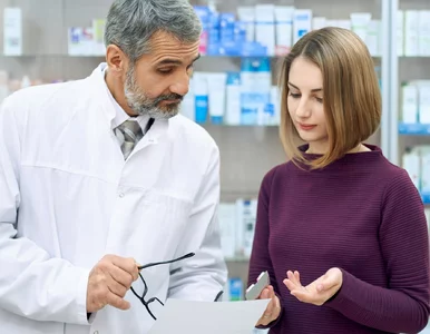 Miniatura: Apteki muszą sprawdzać wiek przy sprzedaży...