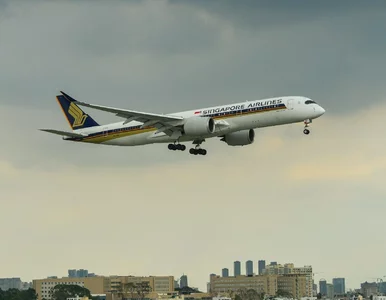 Miniatura: Silne turbulencje na trasie do Singapuru....