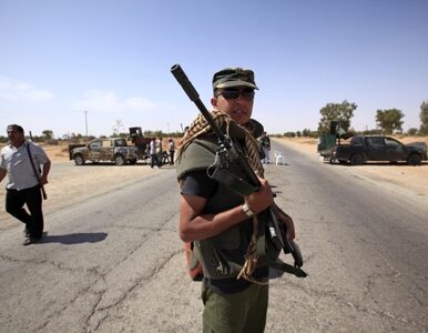 Miniatura: Libijscy rebelianci potrzebują 3 miliardów...