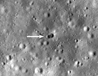 Miniatura: Na Księżycu powstały dziwne kratery. NASA...