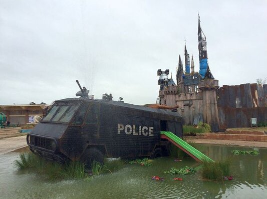 Miniatura: "Welcome to Dismaland". Zobacz...