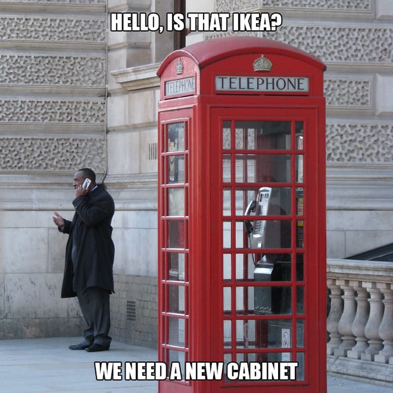 "Halo, Ikea? Potrzebujemy nowego gabinetu" 