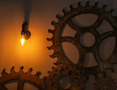 Miniatura: Wypaczone koło zamachowe. Firmy nie chcą...