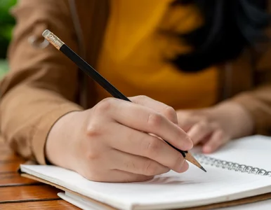 Miniatura: Polacy notorycznie mylą te słowa. A ty...