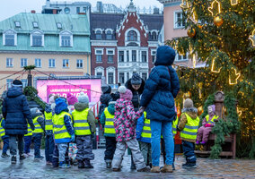 Miniatura: „Symboliczna zmiana” dla nauczycieli....