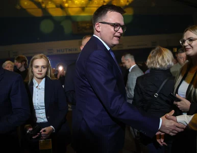 Miniatura: Hołownia gnał w limuzynie SOP na partyjną...
