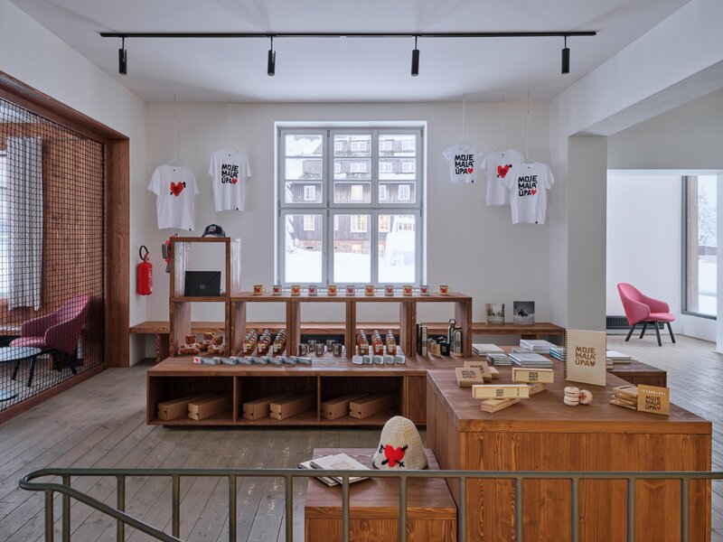 Nowe życie historycznego Hořec Centre w Karkonoszach, projekt Aleš Lapka i Petr Kolár z pracowni ADR