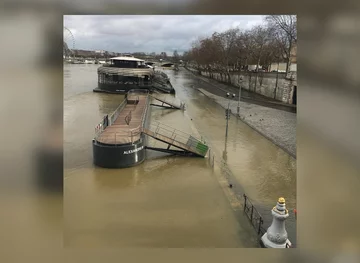 Pomarańczowy alert powodziowy ogłoszono w 23 departamentach 