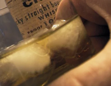 Miniatura: Warszawski sylwester na 3 promile