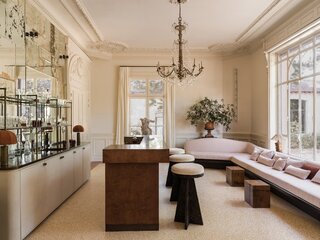 Ch&acirc;teau La Banqui&egrave;re po&nbsp;metamorfozie. XVIII-wieczny zamek wśr&oacute;d winnic pod&nbsp;Montpellier pokazuje, jak dziś może wyglądać cichy, zr&oacute;wnoważony luksus