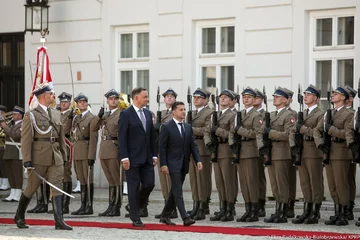 Powitanie Wołodymyra Zełenskiego przez prezydenta Andrzeja Dudę 