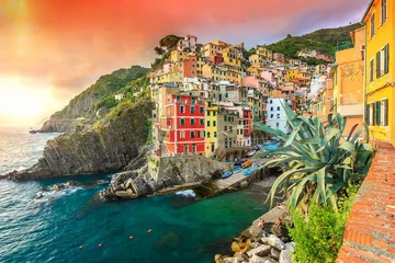 Riomaggiore, Włochy boredpanda.com