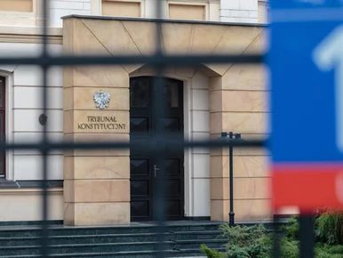 Miniatura: Trybunał Konstytucyjny odpowiada Żurkowi i...