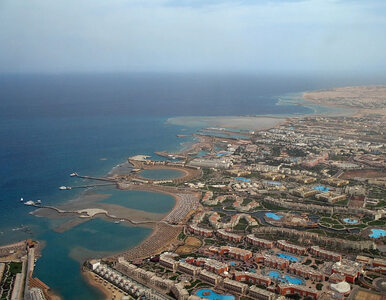 Miniatura: Hurghada. 16 zatrutych wczasowiczów pozywa...
