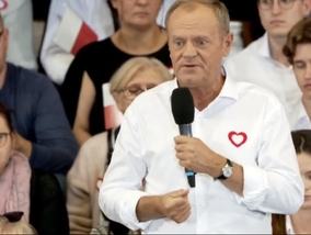 Zgrzyt na spotkaniu z Tuskiem. Lider PO zareagował: Pani jedyna krzyczy