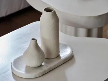 Apartament na Mokotowie zaprojektowany przez Agatę Kasprzyk-Olszewską z Loft Factory łączy codzienną funkcjonalność z francuską elegancją 