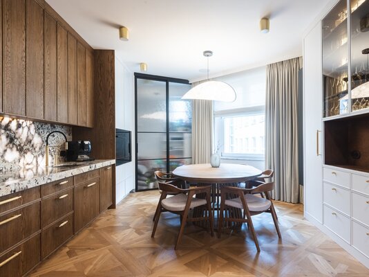 Miniatura: 7 oddzielnych, zamykanych kuchni z...