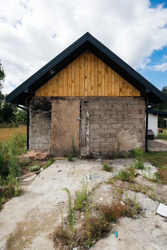 Dom we wsi Dębowce, którym zajmie się ekipa programu „Nasz nowy dom” 