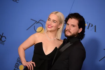 Emilia Clarke i Kit Harington 