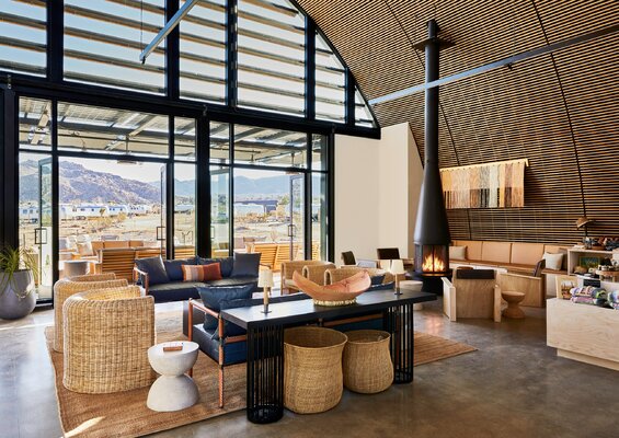 Miniatura: Clubhouse w Joshua Tree, projekt Narrative...