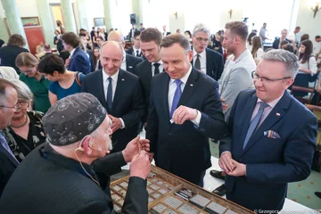 Prezentacja czcionki Brygada 1918 