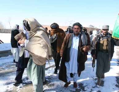 Miniatura: Atak na afgańskie lotnisko. Są ofiary