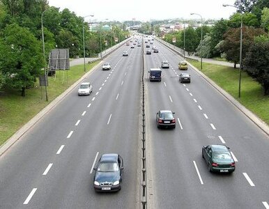 Miniatura: Umowa na elektroniczne myto w październiku