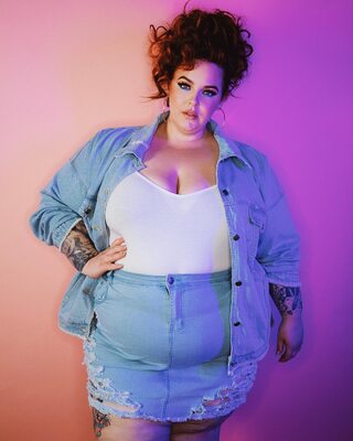 Miniatura: Modelka plus size Tess Holliday