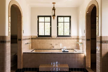 Zabytkowy zamek w... Hollywood, projekt A.F. Leicht TopTen, zamek w Hollywood