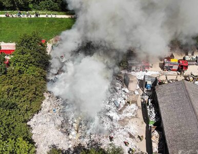 Miniatura: Kolejny pożar w Warszawie. Wielki słup...