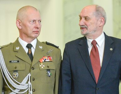 Miniatura: Gen. Różański o Macierewiczu: Przyznawał...