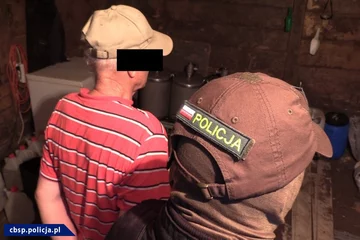 79-letni „chemik” zorganizował nowoczesne laboratorium amfetaminy 