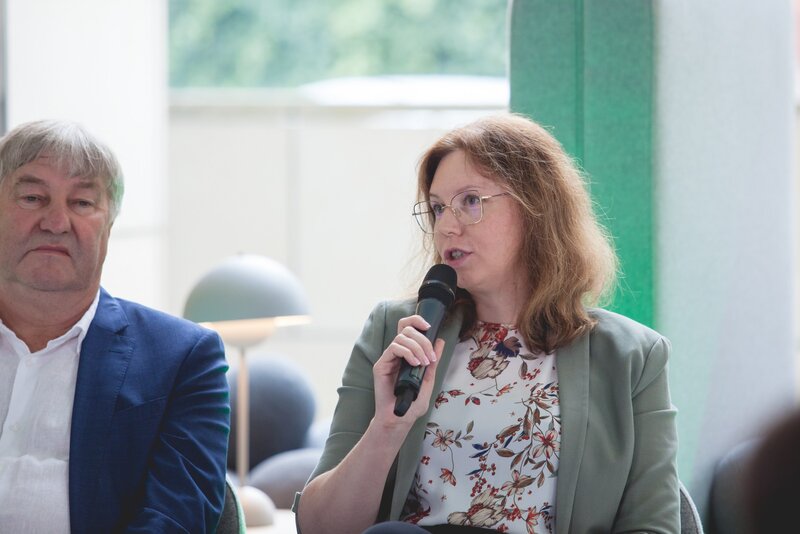Dr inż. Stanisław Wosiński, Właściciel firmy ADR Technology oraz Edyta Korycka, Dyrektor Działu Planowania Inwestycji, Pełnomocnik Zarządu ds. ESG w TORUS