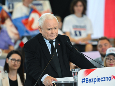 Miniatura: Jarosław Kaczyński: Spójrzcie, kto jest...