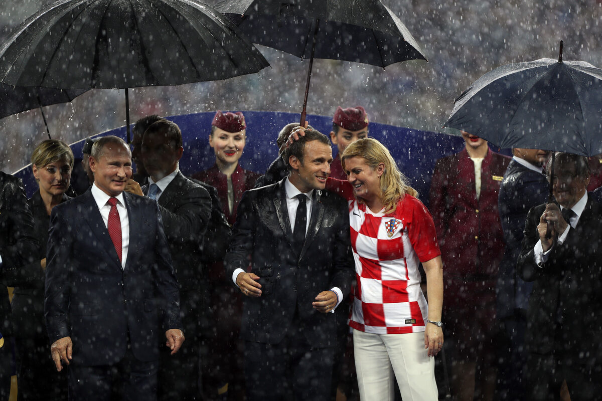 Początkowo ochroną parasola mógł cieszyć się jedynie prezydent Putin 