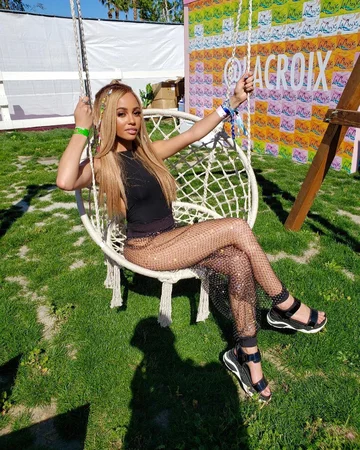 Vanessa Morgan 