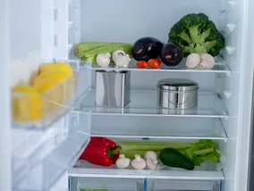 Miniatura: Włóż to do lodówki. Zapach znika w kilka...