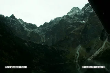 Morskie Oko widok na Rysy 