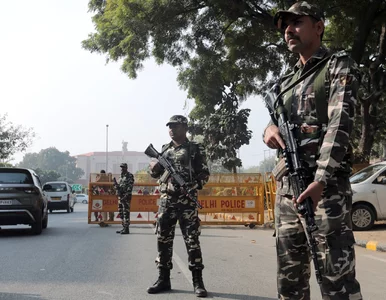 Miniatura: Incydent w parlamencie Indii. Intruzi w...