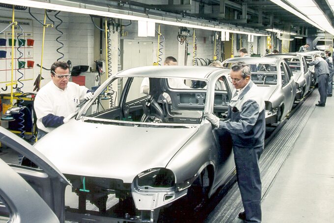 Opel Corsa B – 30. urodziny modelu
