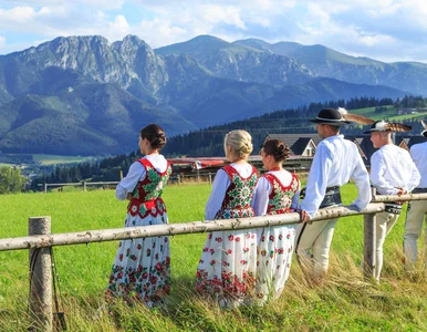 Miniatura: Zagrożone Zakopane i trzecia siła w...