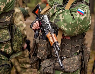 Miniatura: Jednostki żołnierzy rosyjskich przy...