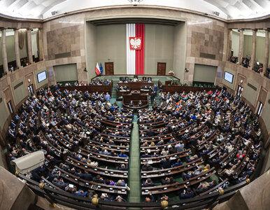 Miniatura: Sondaż. Spora przewaga Zjednoczonej...