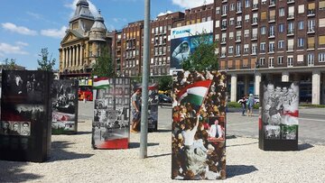 Wystawa_1956_Polska_Węgry_zdj_Budapeszt_K&aacute;roly_k&ouml;r&uacute;t