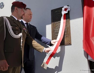 Miniatura: Amerykanin osłonił Polaka własnym ciałem....
